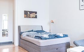 Breathtaking 2Br Apt Modern Design/Near Schoennbrunn